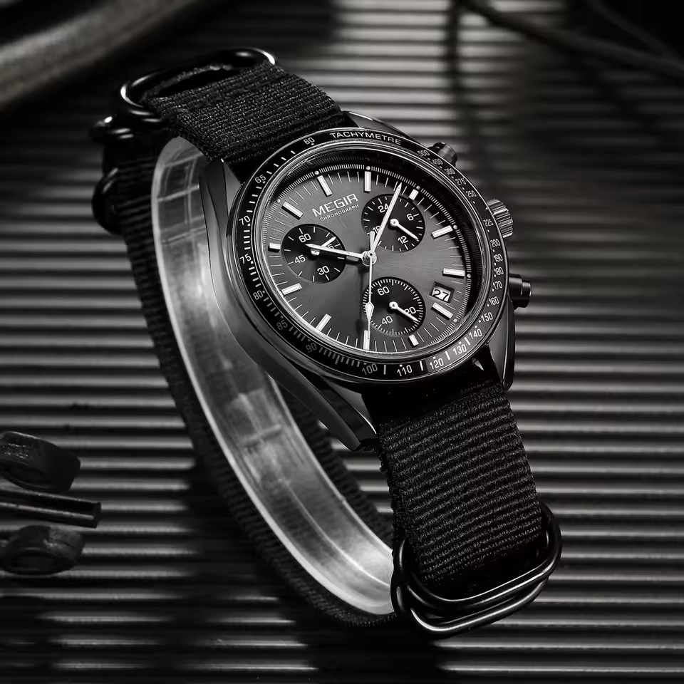 MEGIR 2247 Men's Luxury Quartz - Canvas Strap Watch ulasan dan harga