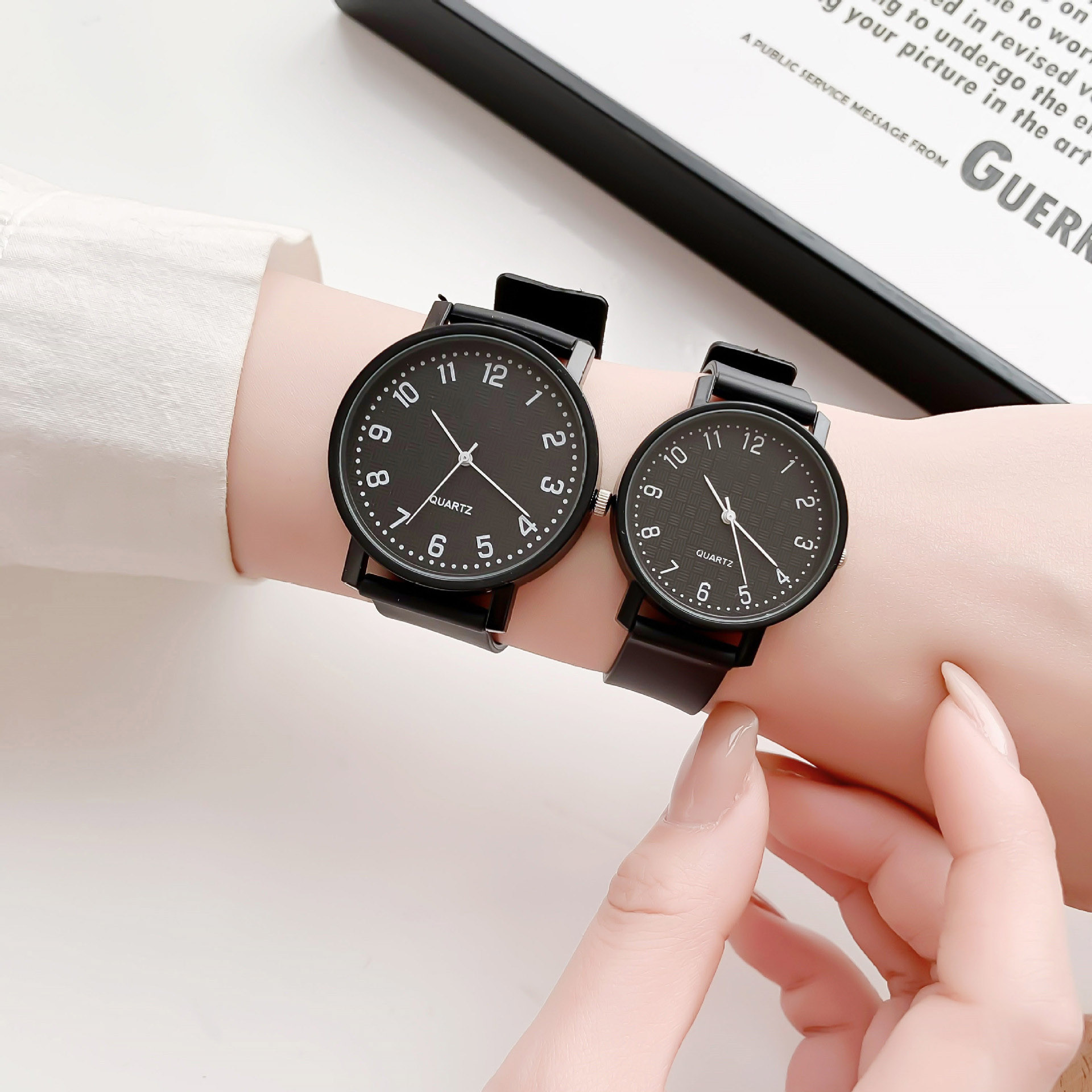 Simple Black Watch Quartz Watc - Silicone Band Women ulasan dan harga
